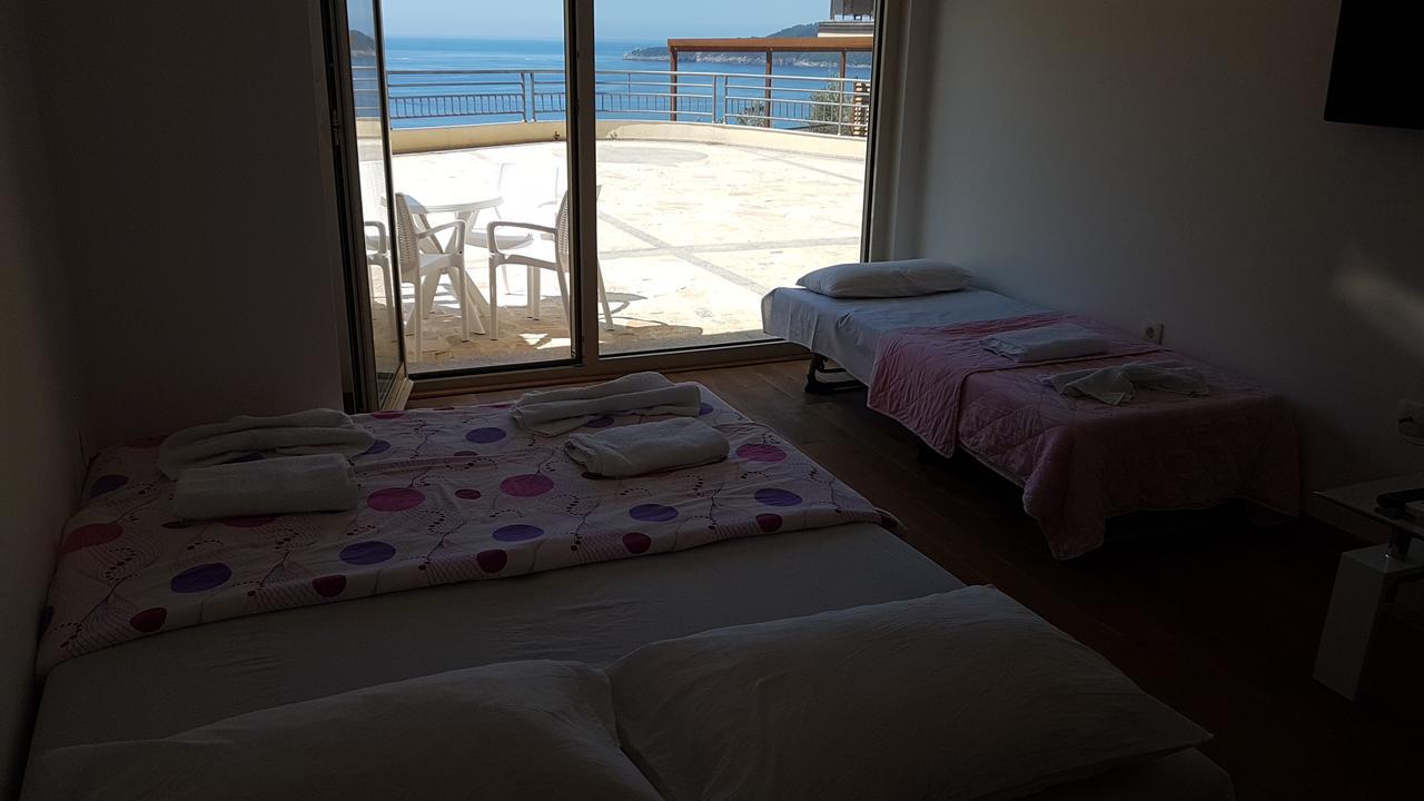 Lux Apartment Vidovic Rafailovici Luaran gambar