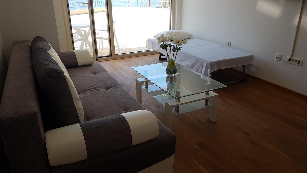 Lux Apartment Vidovic Rafailovici Luaran gambar